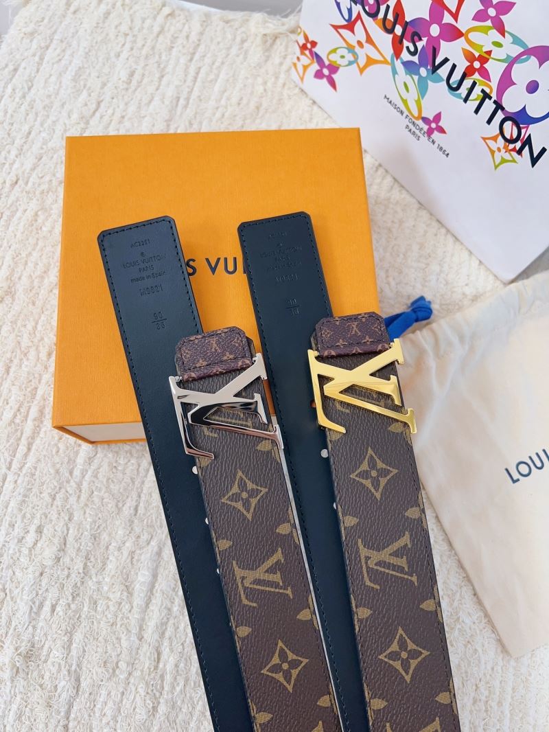 l0vis Vvtt0n belts